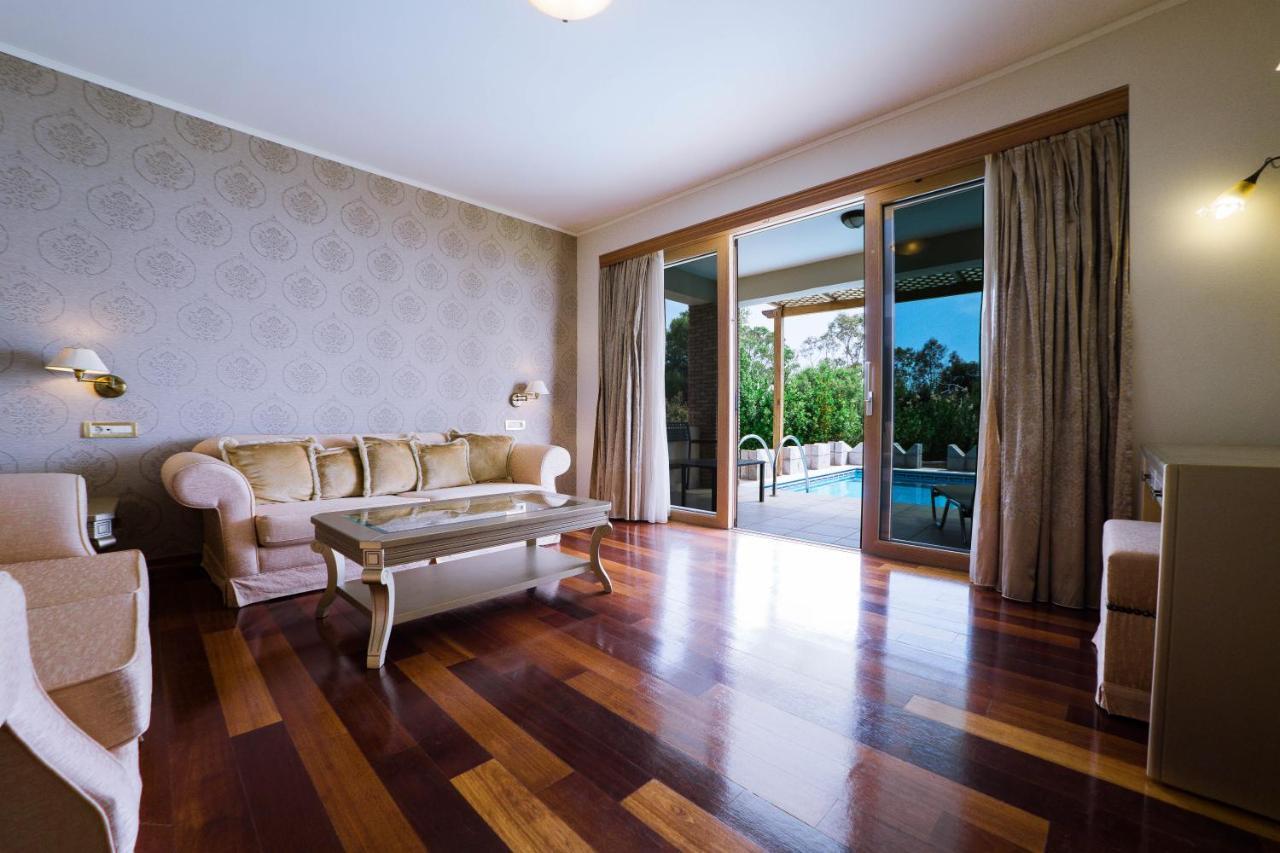 Kandia's Castle & Thalasso